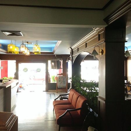 Rattana Mansion Hotell Phuket Eksteriør bilde