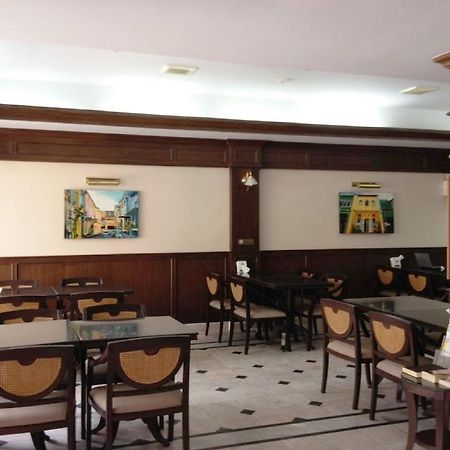 Rattana Mansion Hotell Phuket Eksteriør bilde