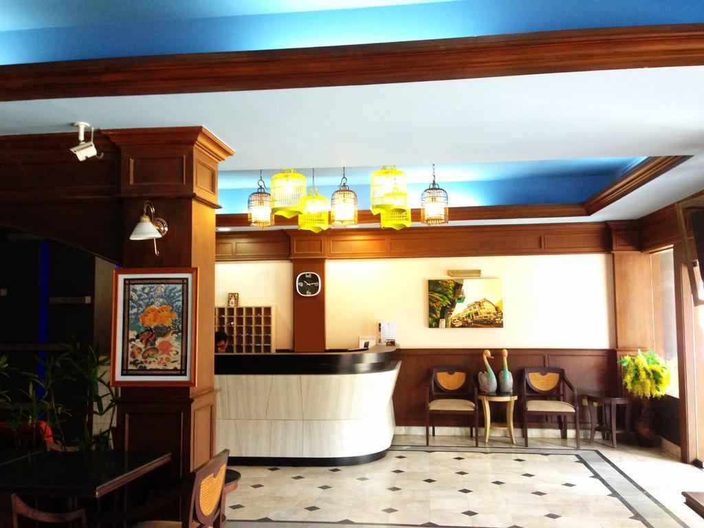 Rattana Mansion Hotell Phuket Eksteriør bilde